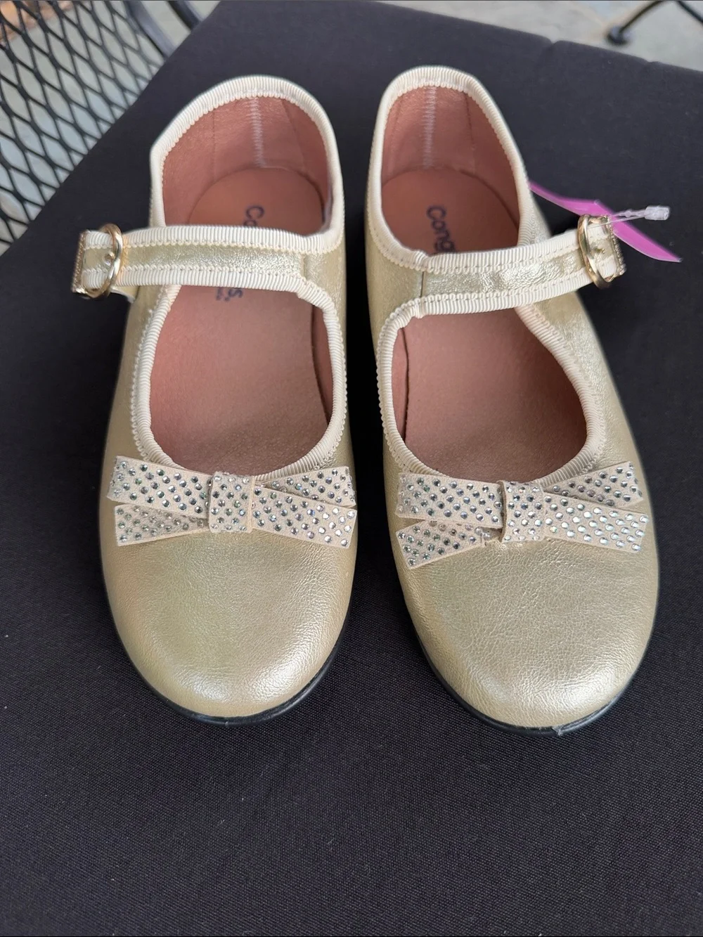 Conguito’s Metallic Gold Girls Mary Jane Shoes with Bow